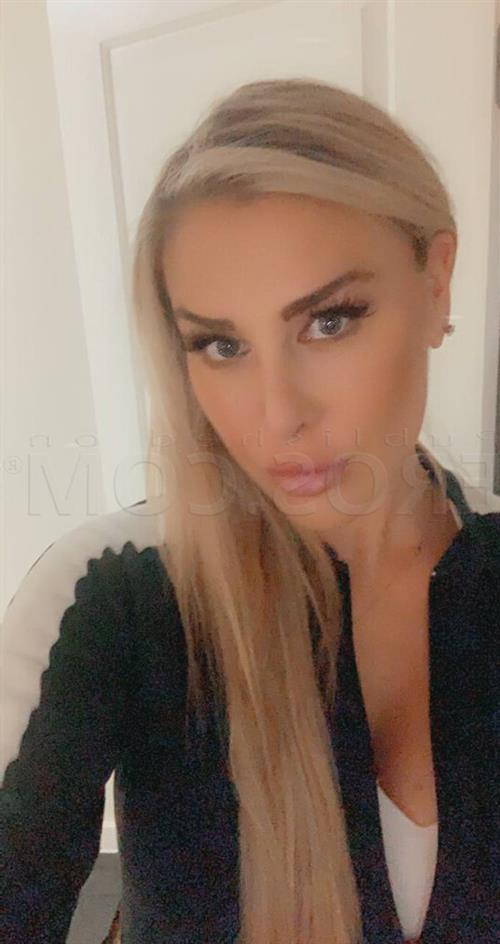 Izdehar, 25, Oulu - Finland, Independent escort