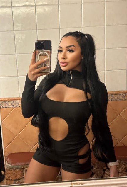 Nhan, 19, Nyon - Switzerland, Anal Sex