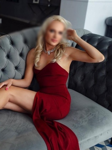 Independent attractive escort Thaoura Algarve