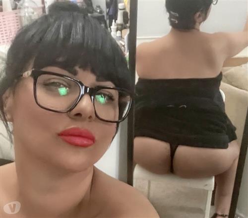 Escort Denizan 23yo, Canberra / Australia