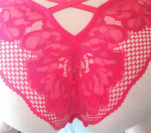 Escort Karolyna,Osnabrück extreme horny available now