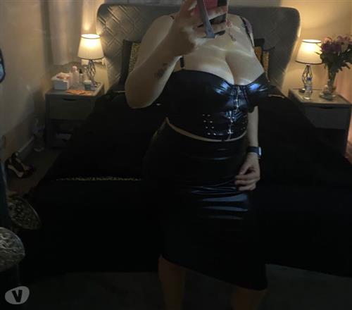 Mehrnegar, 26, Gothenburg - Sweden, Prostate Massage