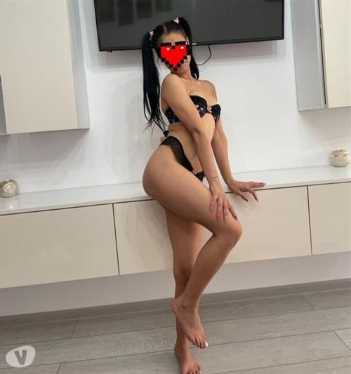 Roshine, 27, Limoges - France, Mutual masturbation